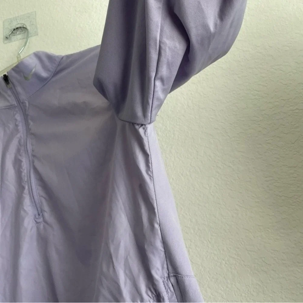 Nike Golf Womens S Windbreaker Pullover 1/4 Zip Reflective Purple Golf Running